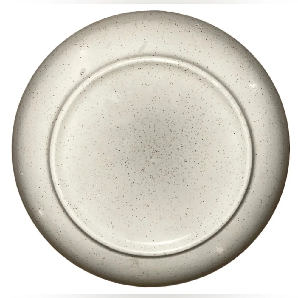 Off-White‎ Plate With Plants
